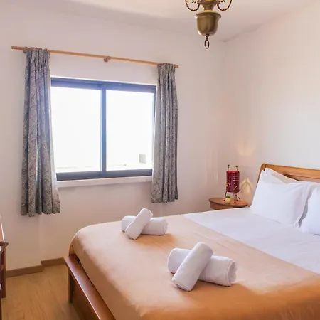 Novo! Vista Mar Junto à Dona Ana Appartement Lagos